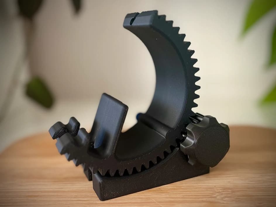CogForm side view showing the locking screw